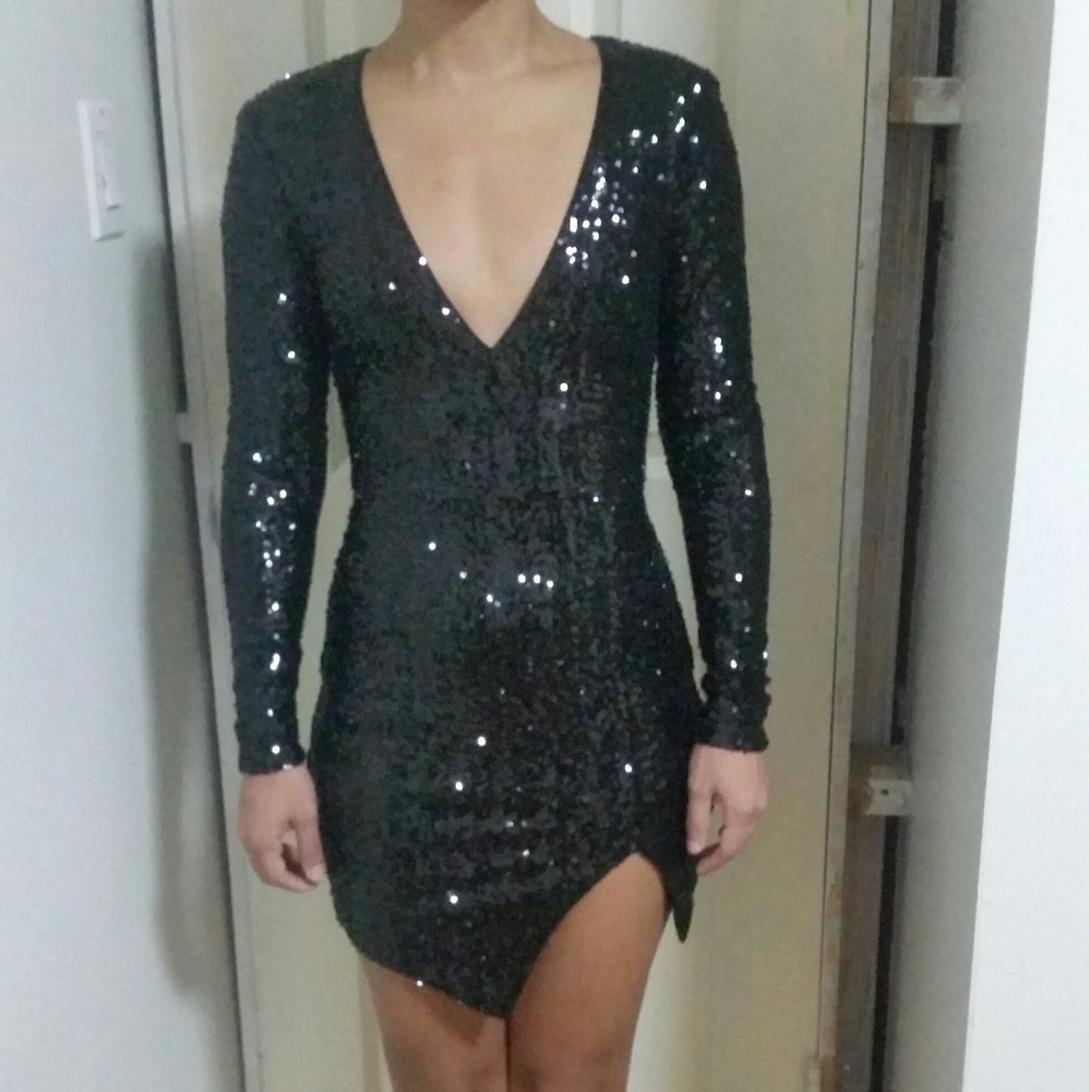 A long sleeve dress